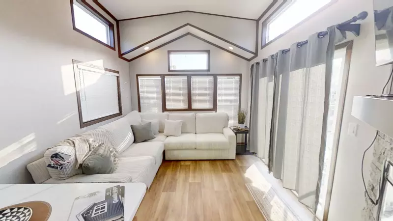 39ASL-P Floorplan Main Room