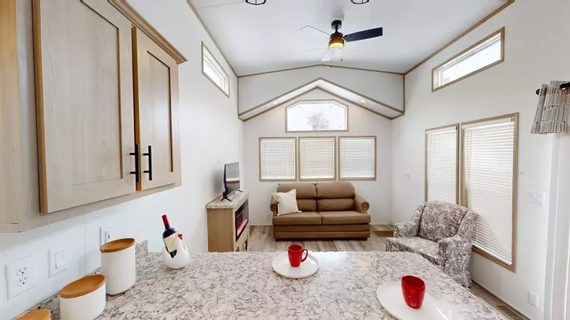 39FLSK-S Floorplan Main Room